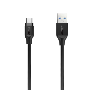 كابل AUKEY USB 3.0 إلى USB-C بطول 1 متر - نقل بيانات سريع وشحن فعال بالأسود.