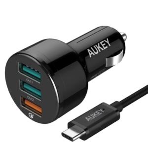 شاحن اوكي أوكي للسيارة 3 منافذ مع خاصية الشحن السريع + كابل USB إلى USB-C بطول 1مخزن stc